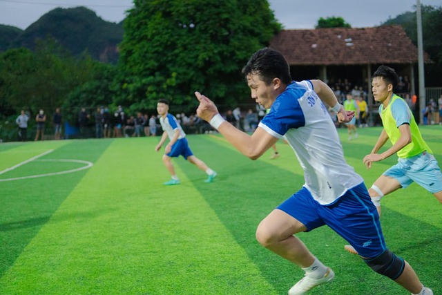 松抵达观赛 松抵达观赛